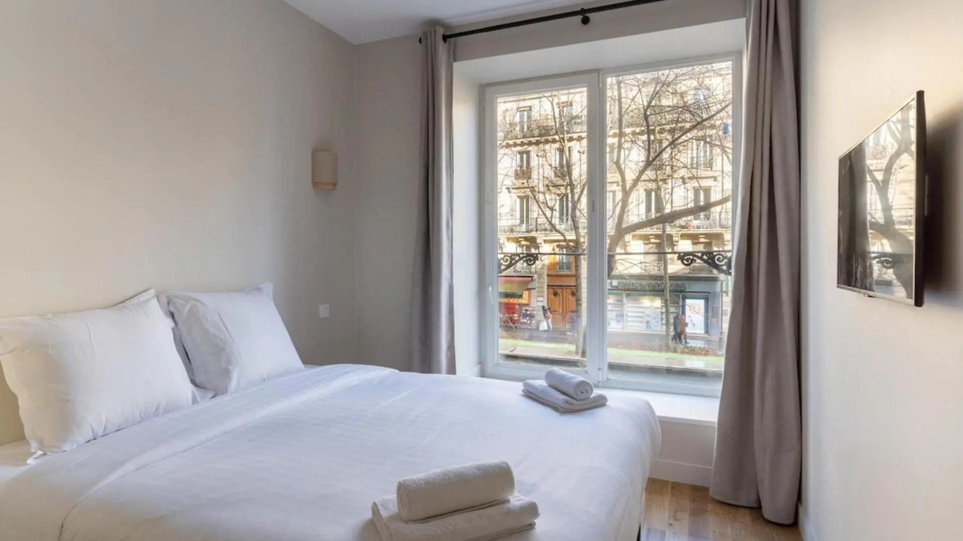 Apartment Modern Open-air Near Montmartre *